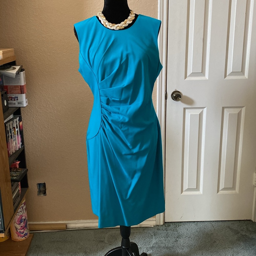 Calvin Klein dress - Picture 2 of 4